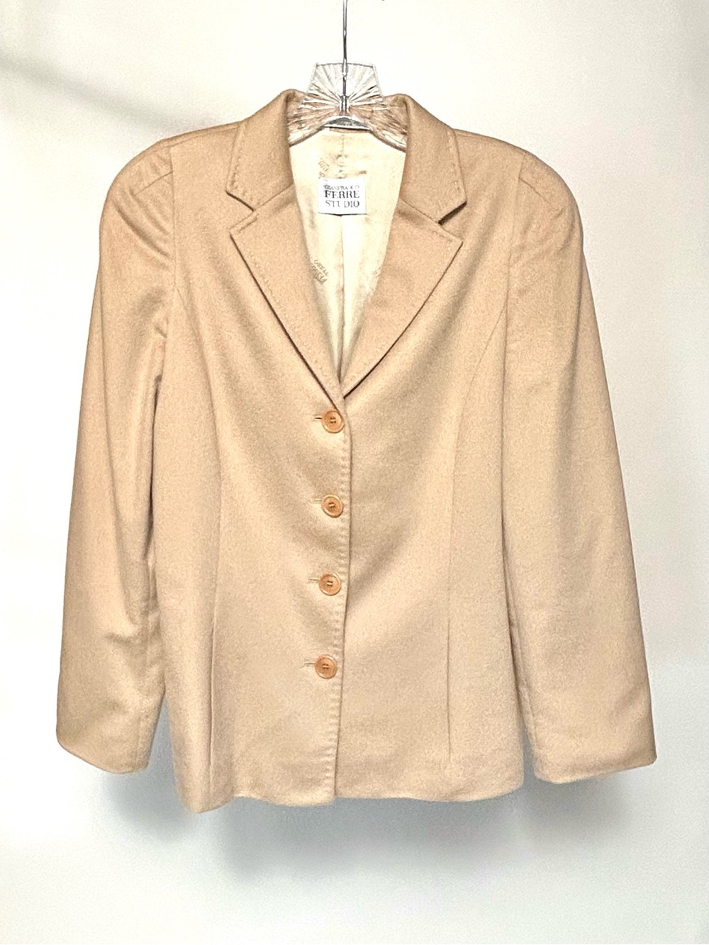 Gianfranco Ferre Studio 100% cashmere jacket